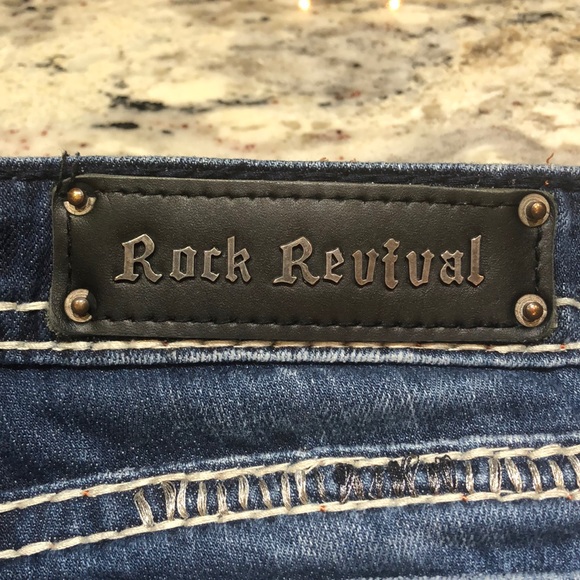 Rock Revival Easy fit Jeans! - Picture 3 of 8